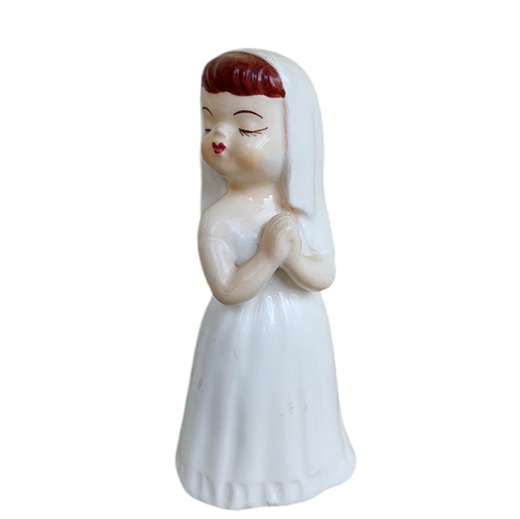 Tiny Vintage Bride Salt Shaker or Figurine Waiting for Her Groom - Picture 2 of 6